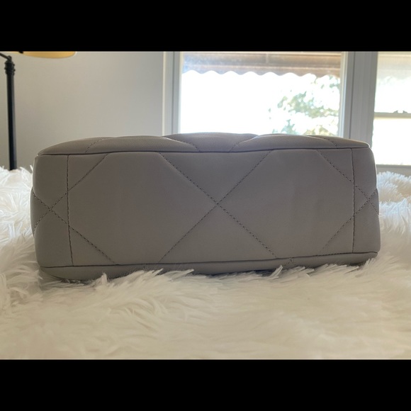 🤍Chanel19 Small grey bag🤍 - Picture 12 of 17